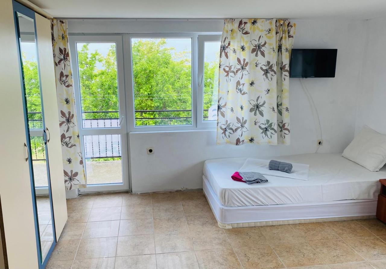 Fayna Byala Guest House & Bungalows Exterior foto